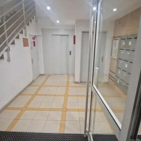 De Charme Au Bord Du Apartment